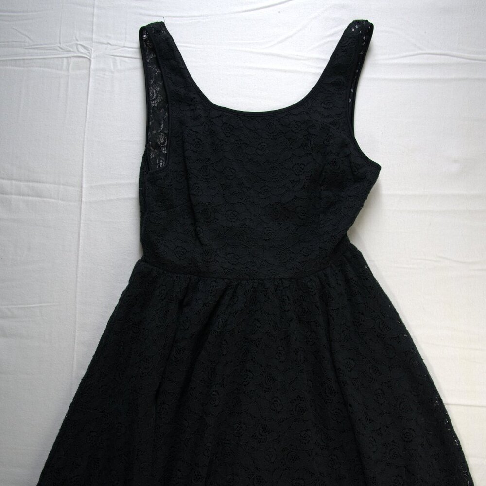 Little Black Lacey Backless Dress - Picture 2 of 8